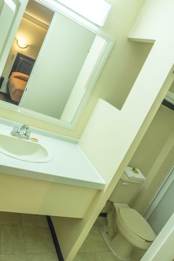 Bonitto Inn Tampico Aeropuerto Eksteriør billede